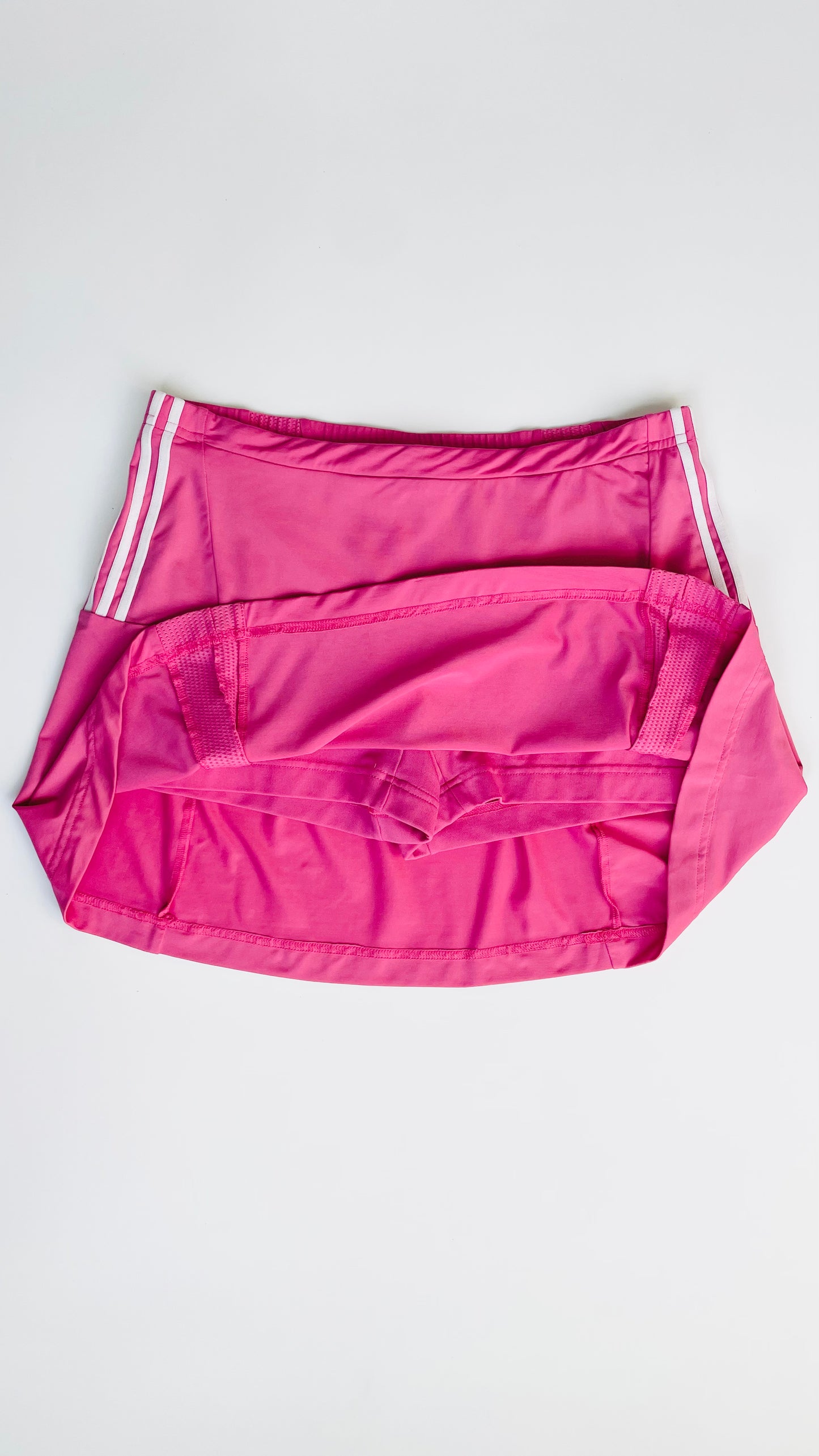 Pre-Loved pink ADIDAS tennis skirt - Size M