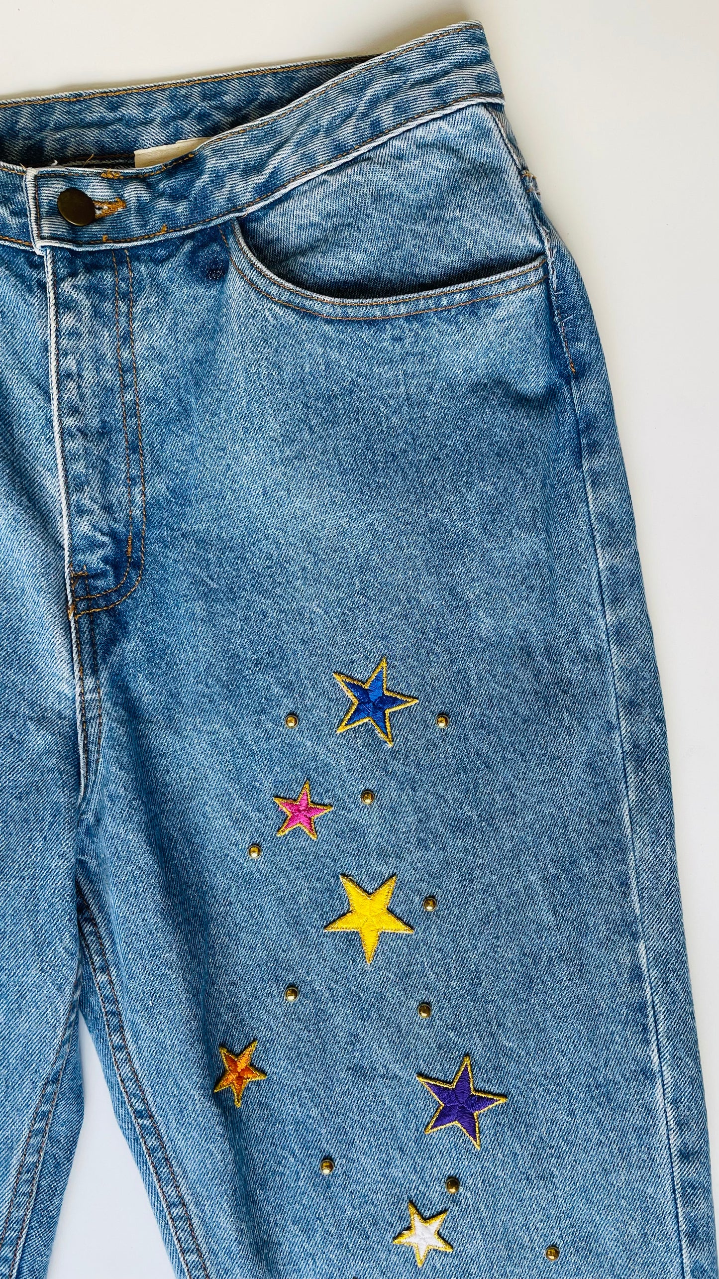 90s Cache light blue jeans with star patches - Size 12