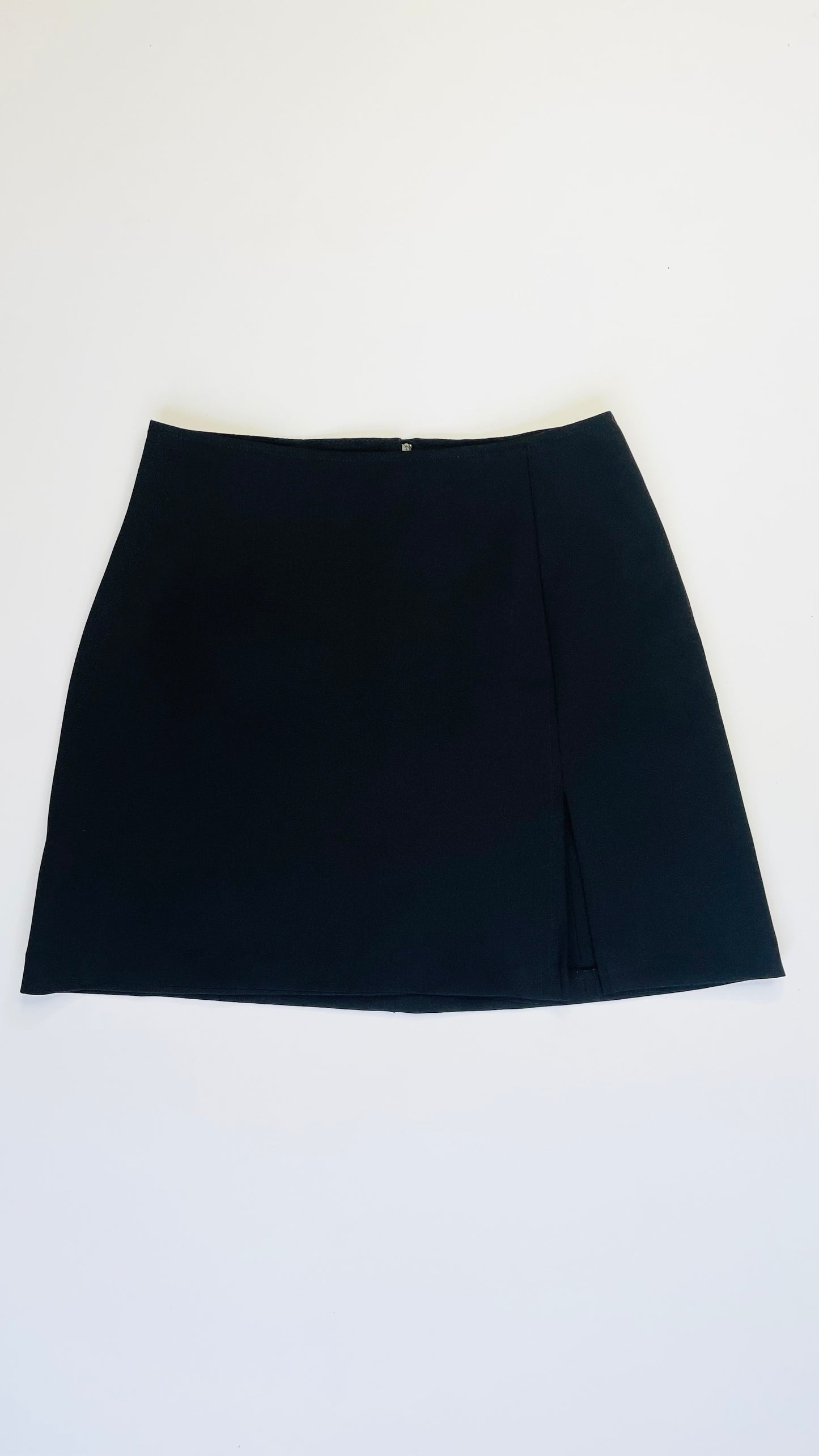 Vintage 90s X.O.X.O. black fitted mini skirt - Size 5