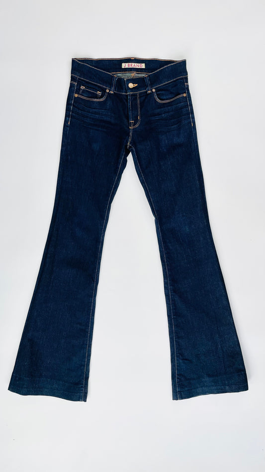 Pre-Loved J-BRAND dark blue low rise flared jeans - Size 27