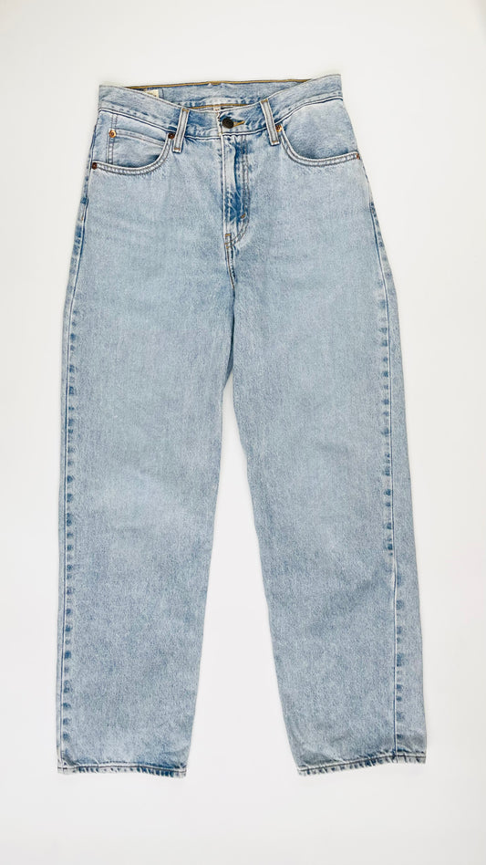 Pre-Loved light blue Levis barrel leg jeans - Size 25 x 29