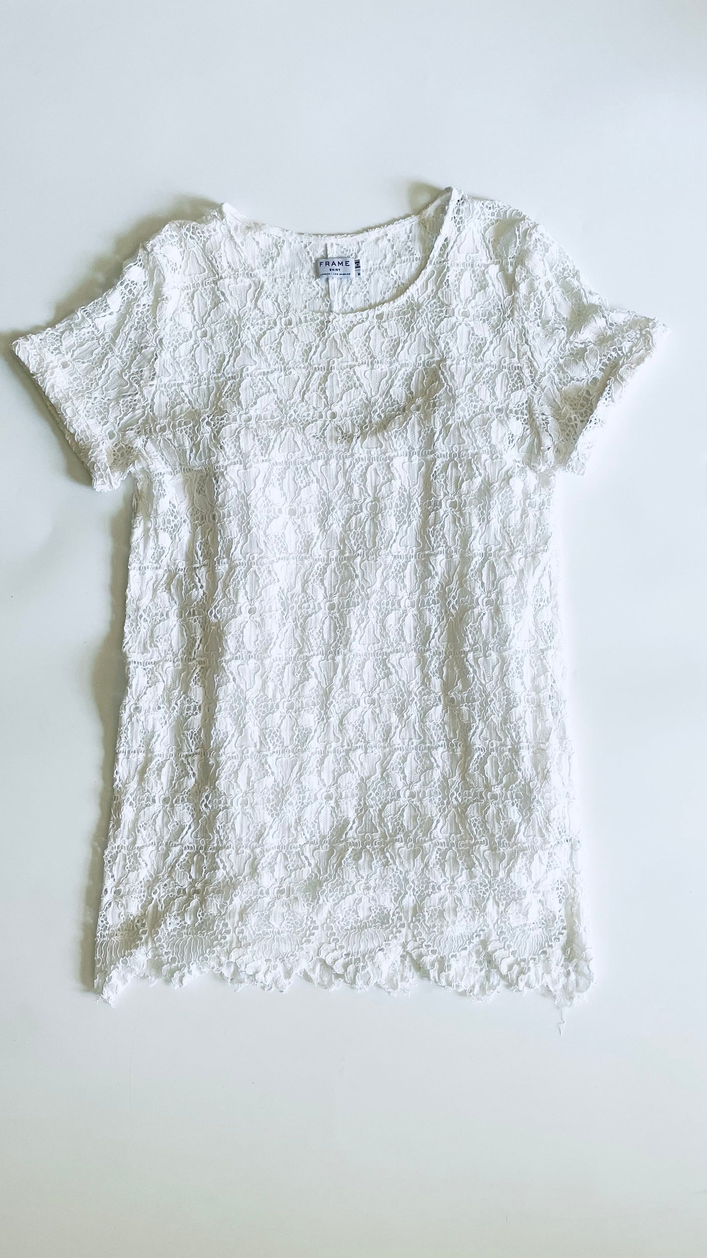 Pre-Loved FRAME white lace t-shirt dress - Size M