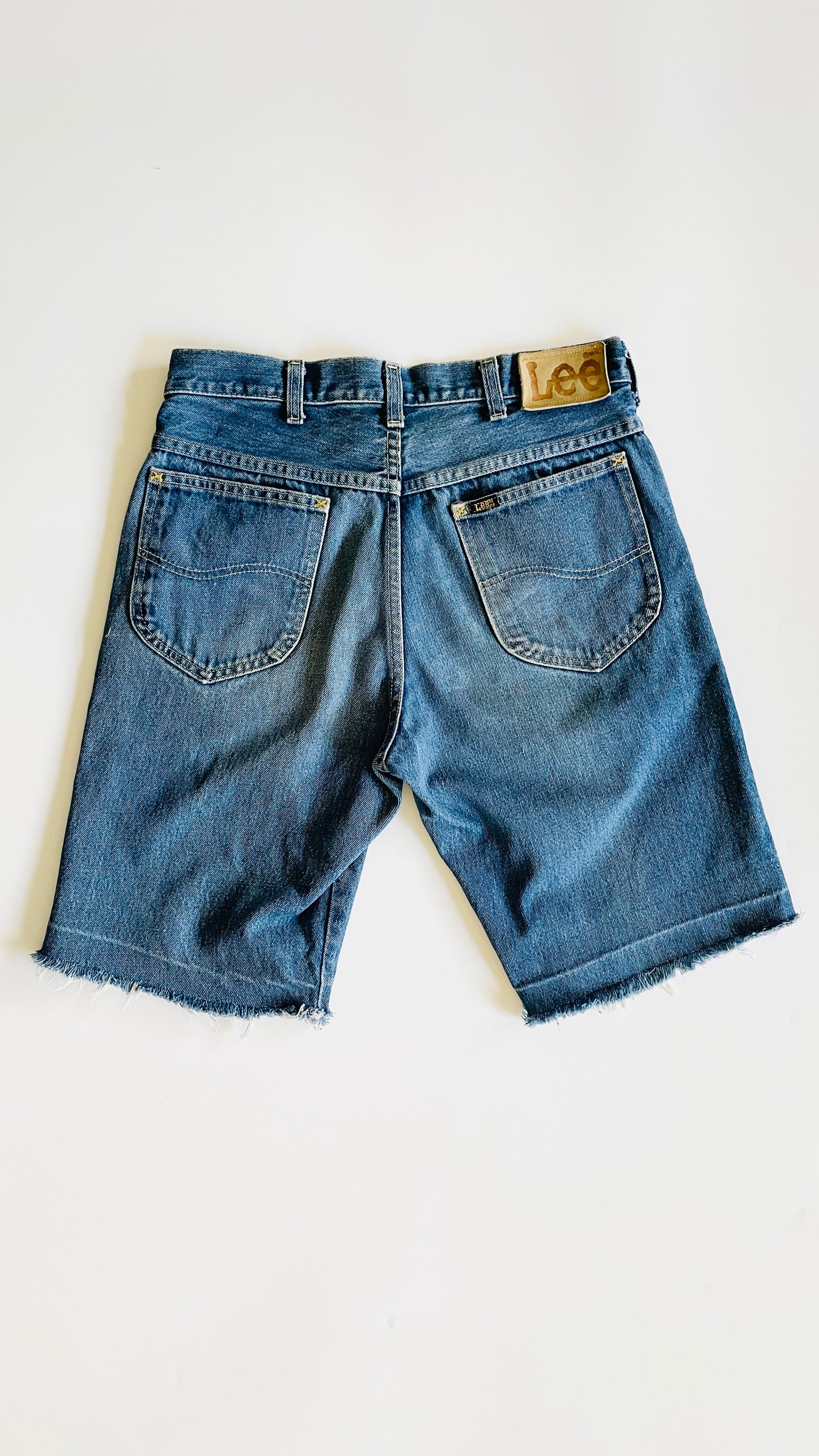 Vintage LEE blue jean shorts - Size 32