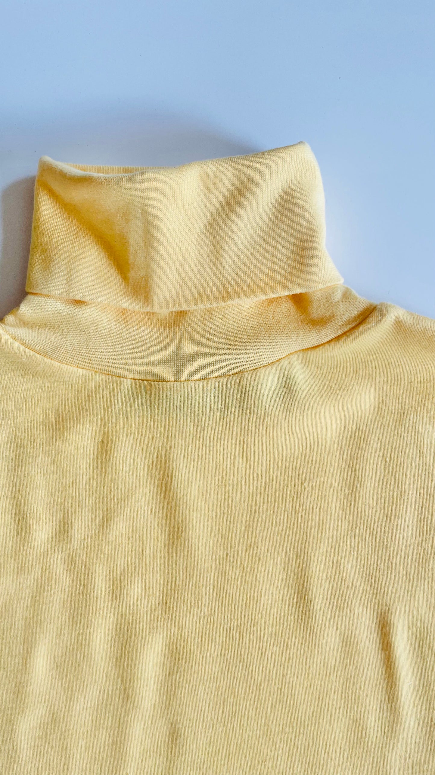 Vintage 70s Diane Von Furstenberg yellow knit turtleneck - Size S