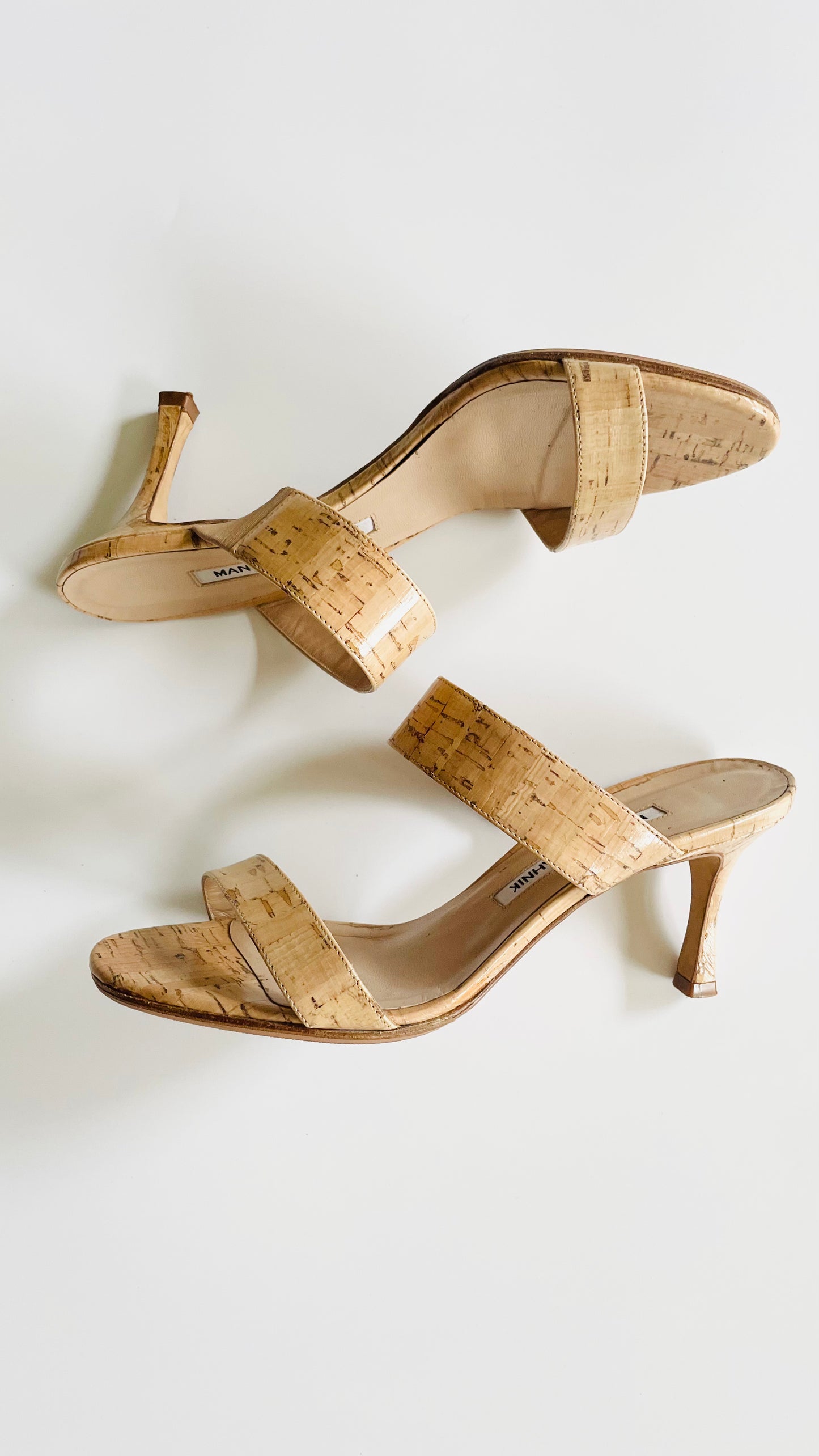 Pre-Loved Manolo Blahnik cork heels - Size 36